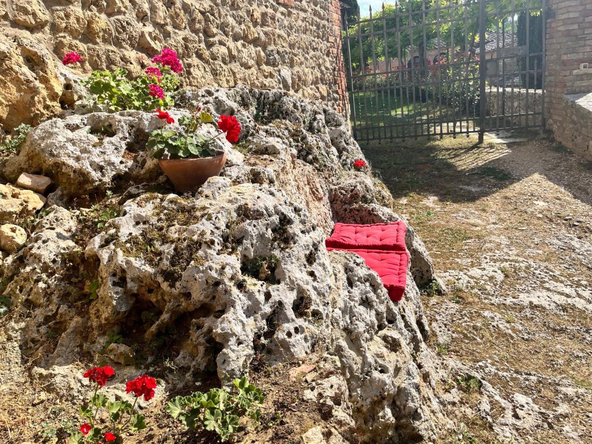 Castel Pietraio