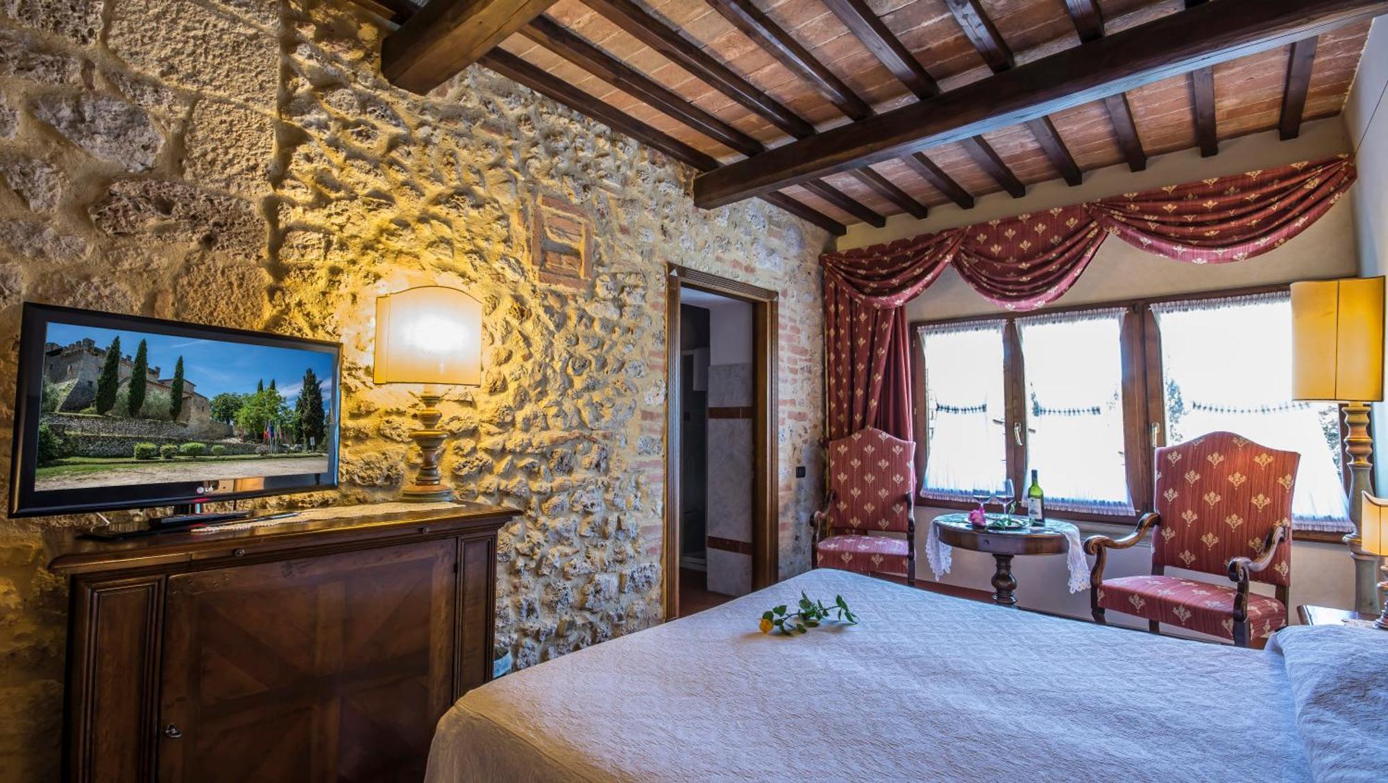 Castel Pietraio Agroturismo Monteriggioni