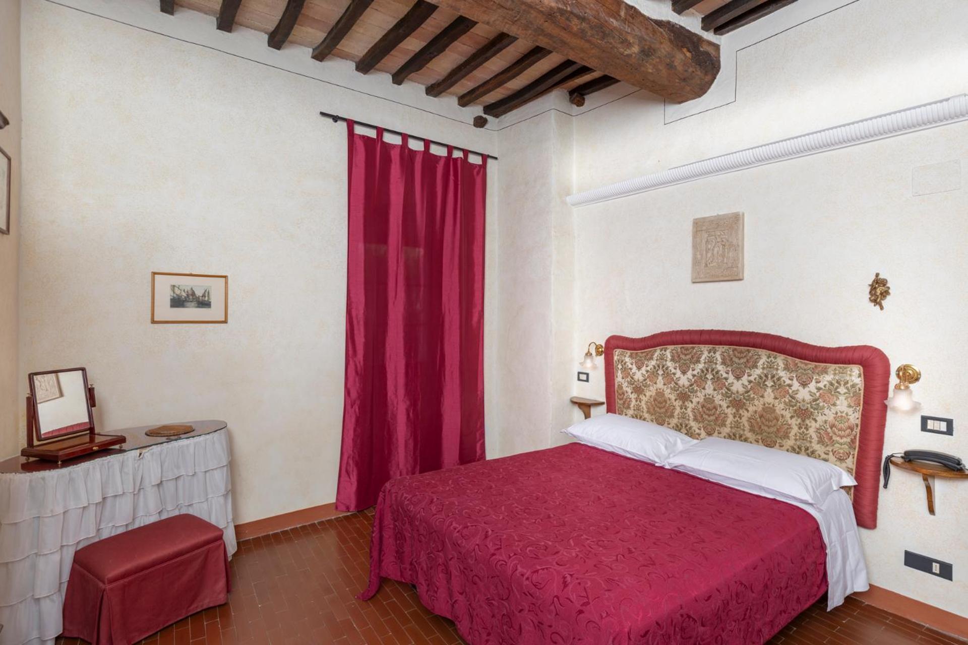 Castel Pietraio Farm stay *